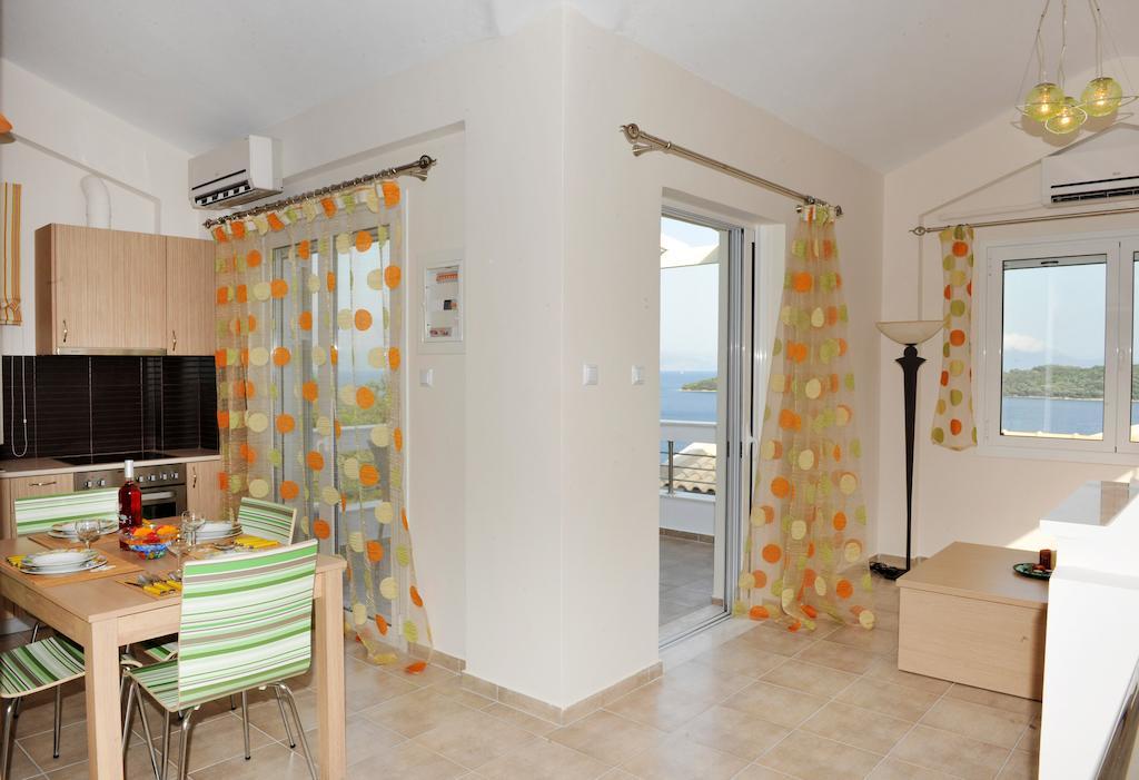 Lemon Tree Villa Nydri  Kamer foto