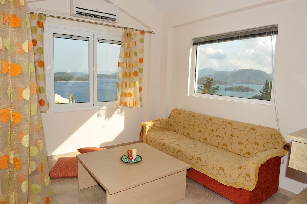 Lemon Tree Villa Nydri  Kamer foto